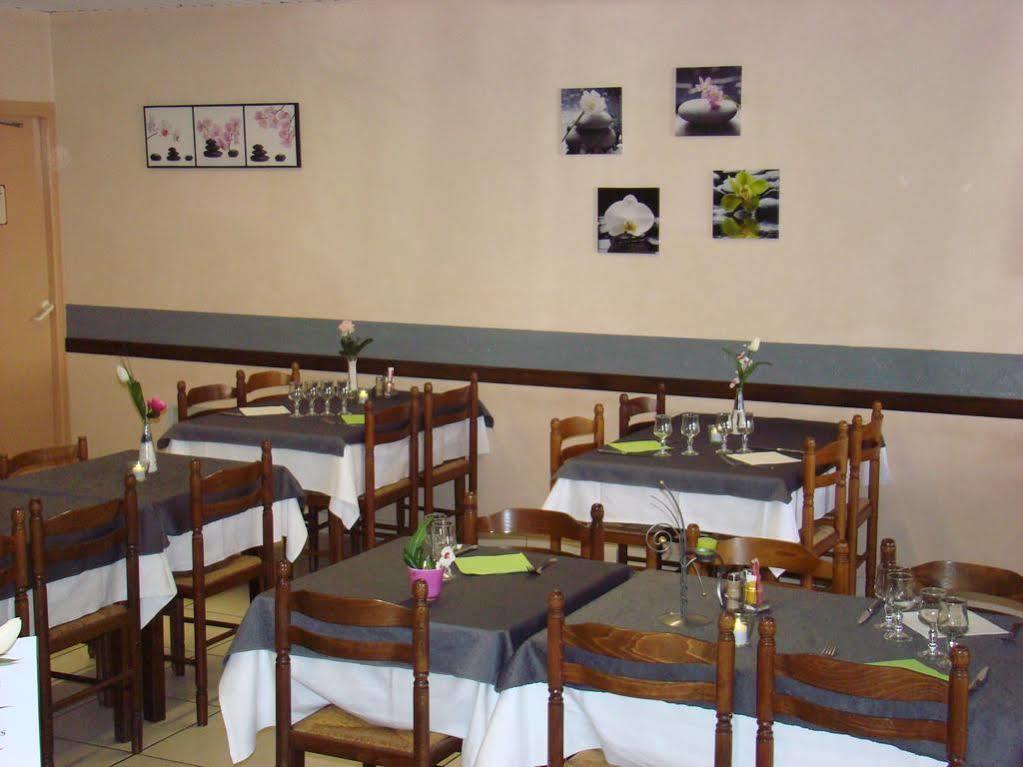 Hotel Le Passiflore Saint-Pol-de-Léon מראה חיצוני תמונה