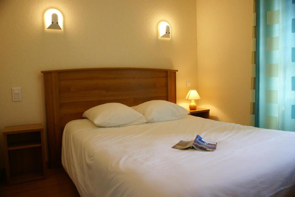 Hotel Le Passiflore Saint-Pol-de-Léon חדר תמונה